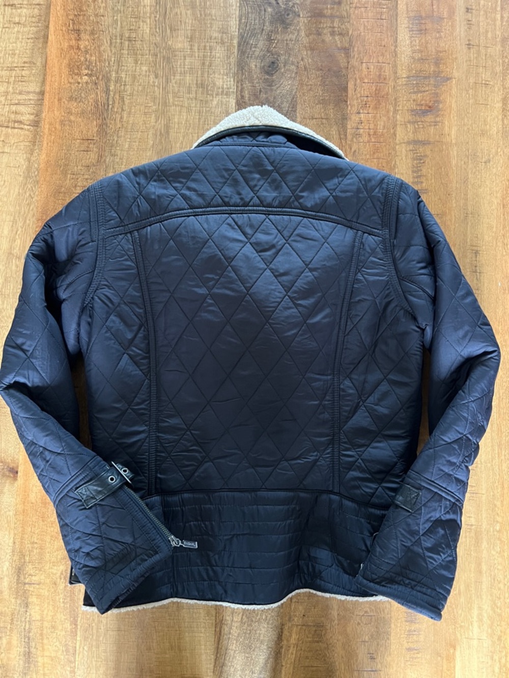 Barbour Cream Sherpa Jacket with Branded Metal Chain - Picture 4 of 4